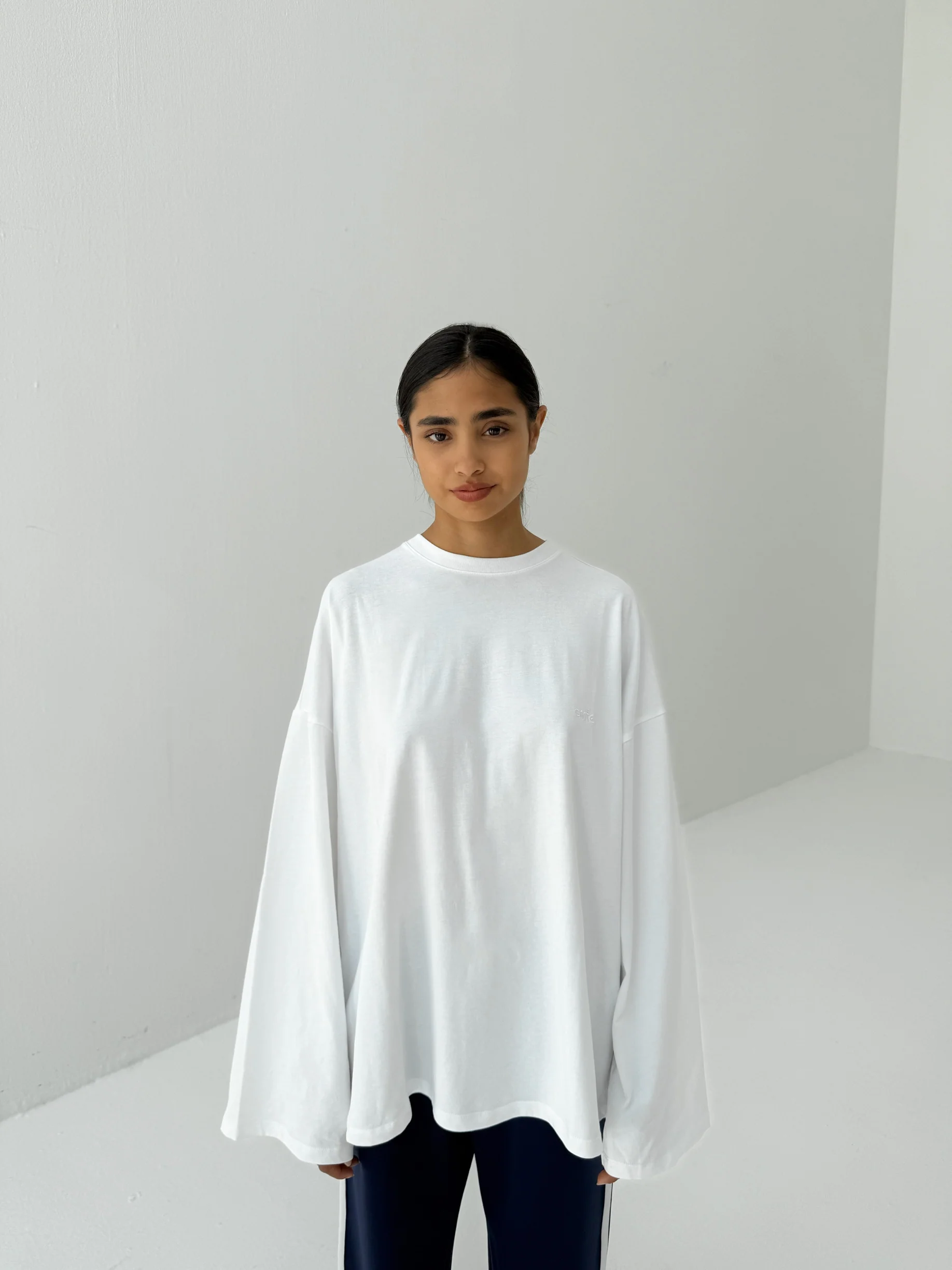 cmfe. oversized t-shirt with sleeves